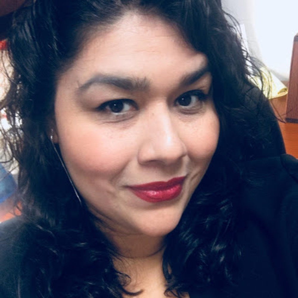 Meet your Posher, Isabel